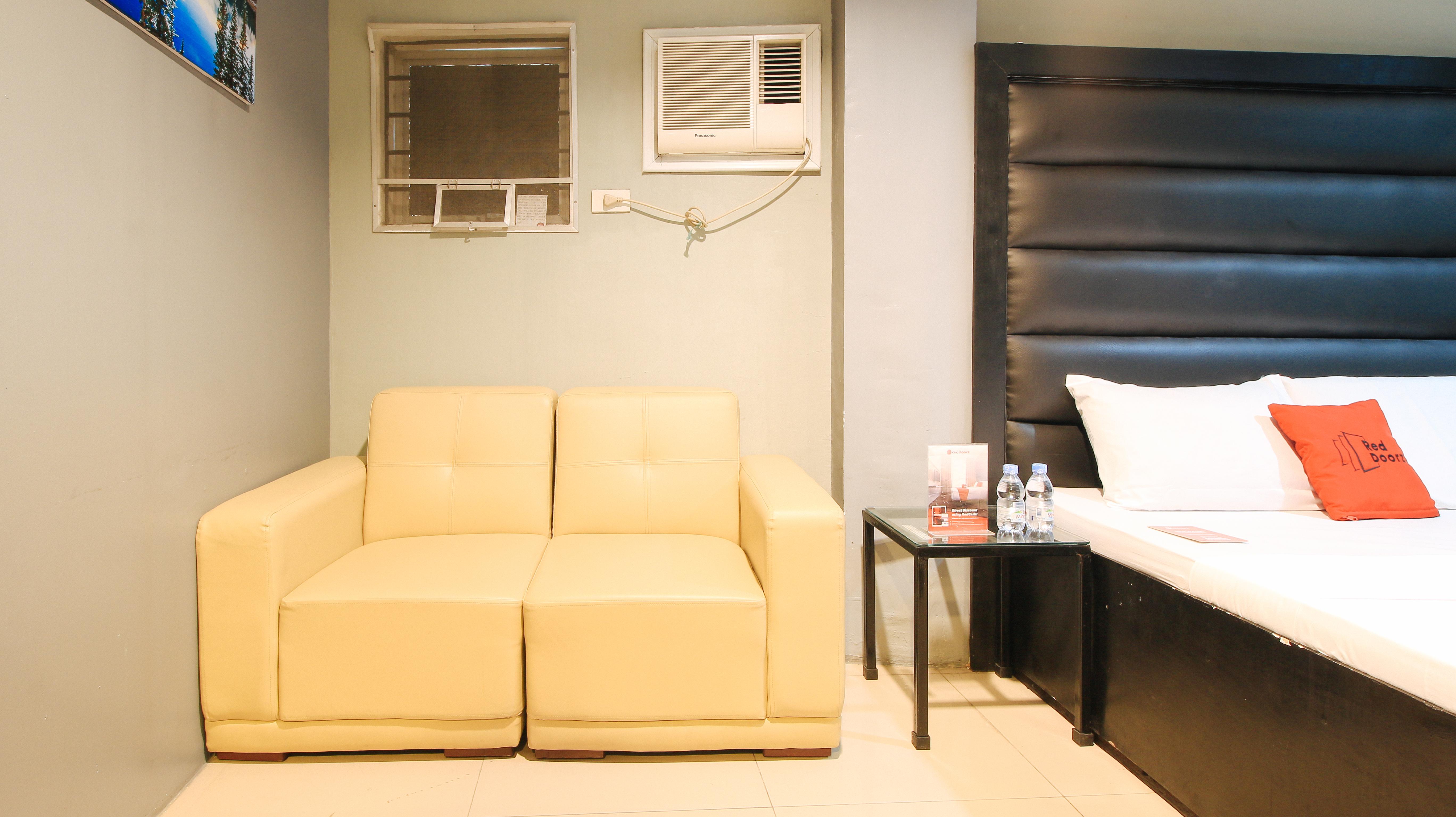 Reddoorz @ P Florentino Street Sampaloc Manila Luaran gambar