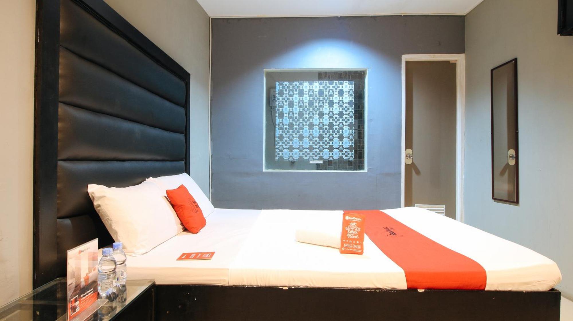 Reddoorz @ P Florentino Street Sampaloc Manila Luaran gambar