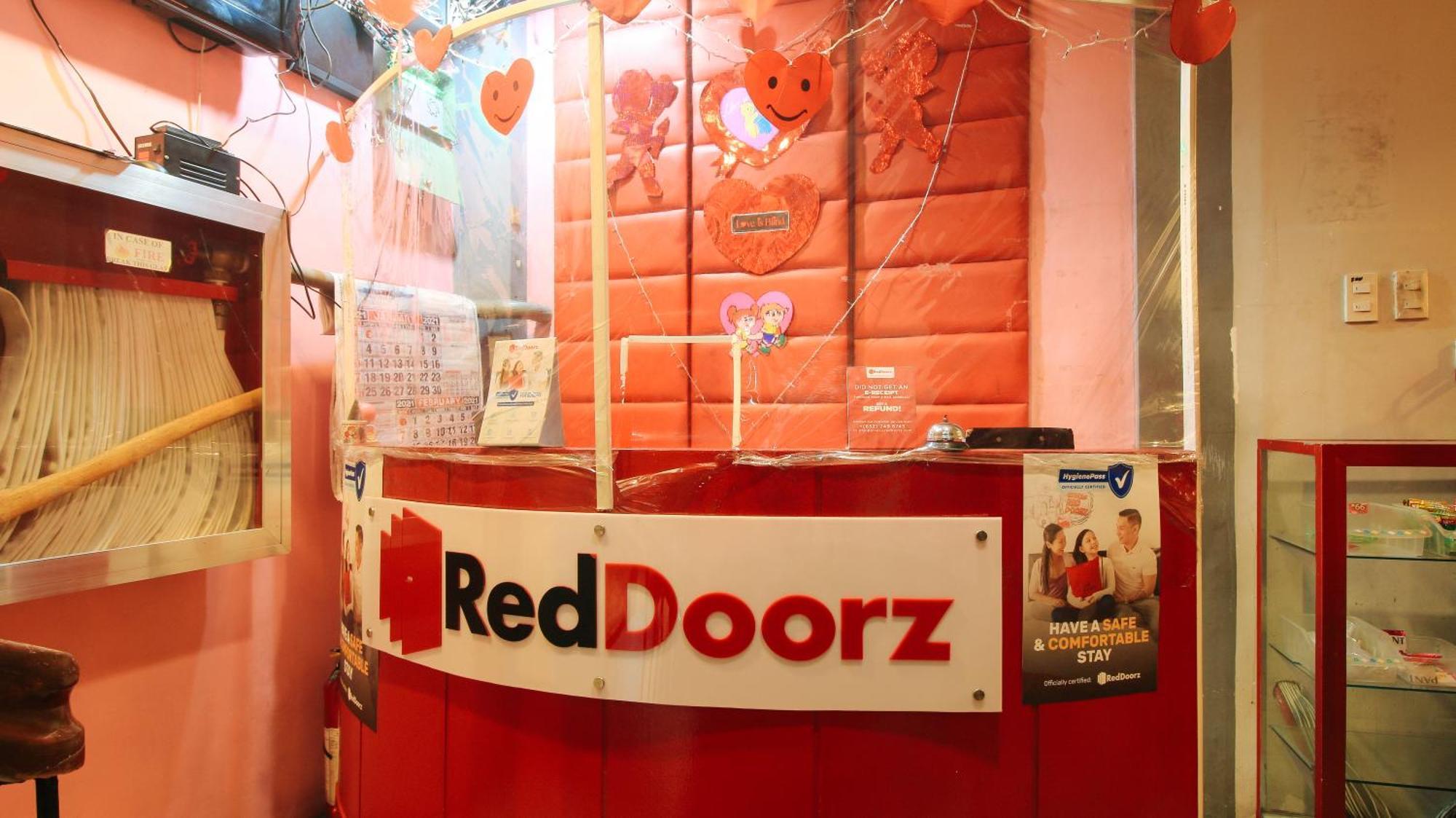 Reddoorz @ P Florentino Street Sampaloc Manila Luaran gambar